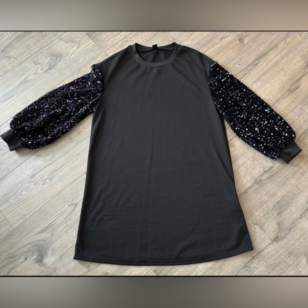 Medium black sequin holiday sparkle SHEIN sweatshirt dress long sleeve new years